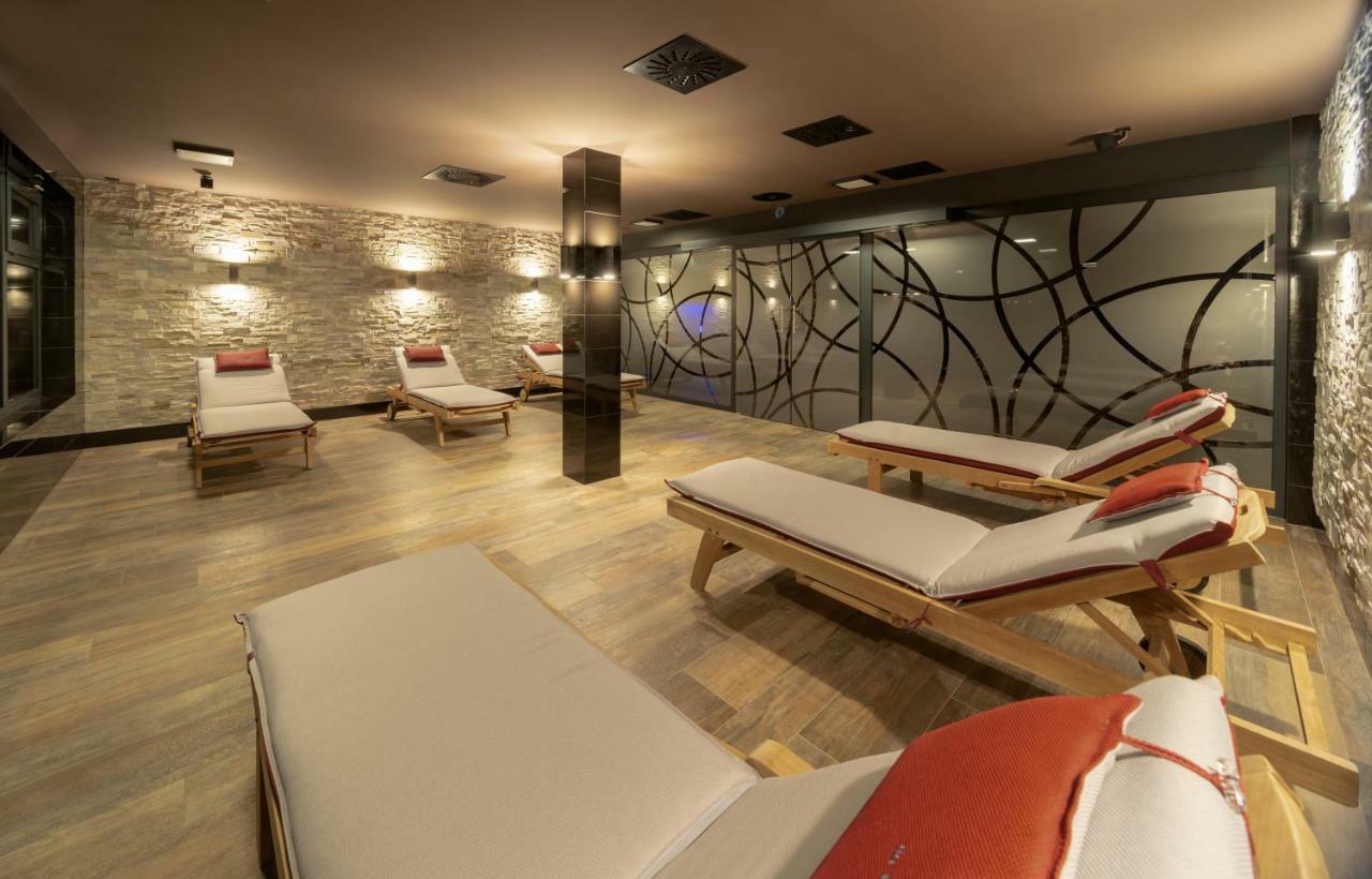 Wellness Hotel Astra スピンドレルフ・ムリン エクステリア 写真